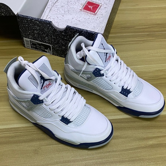 Jordan 4 Retro "Midnight Navy" 🤩 - Picture 2 of 6